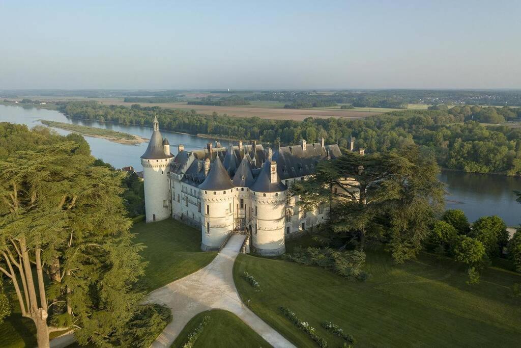 Amalouyse Chambre De Charme Au Coeur Des Chateaux De La Loire Montlouis-sur-Loire Exterior photo